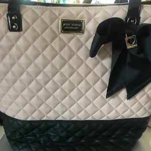 Betsey Johnson tote used twice